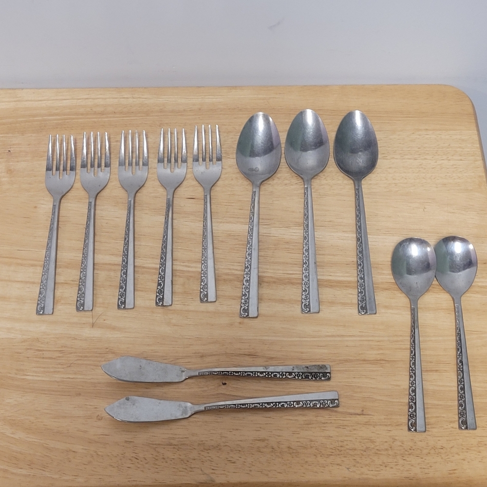 Rogers Stainless Flatware Floral Motif Danish Mode 12 Piece Partial Set Vtg